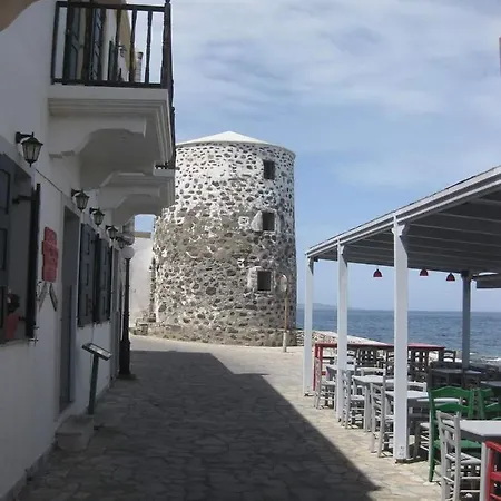 Kisiris House Villa *