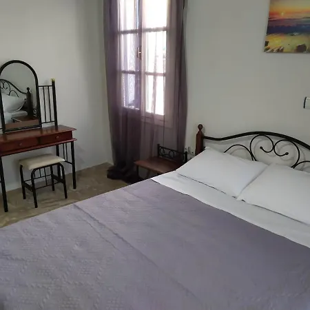 Kisiris House Μανδράκι